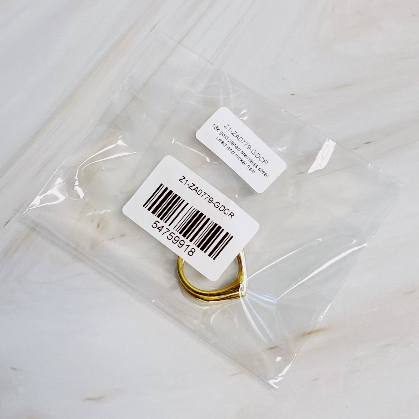 Edge Angled Swirling Ring