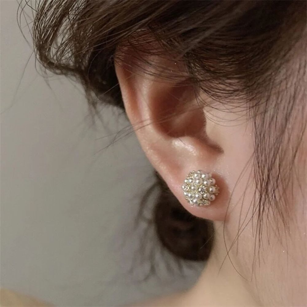 PEARL CLUSTER EARRINGS (PAIR)