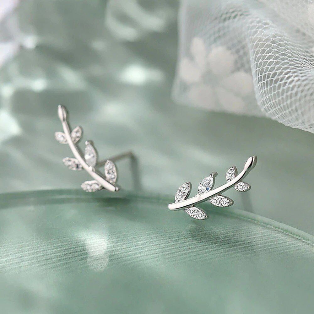 SPARKLING LEAF CLIMBER EARRINGS (PAIR)