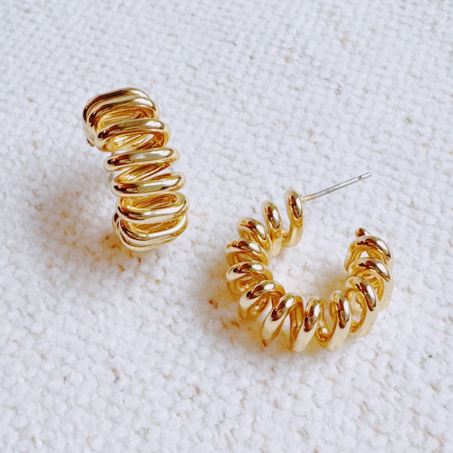 Curly Cord Hoop Earrings