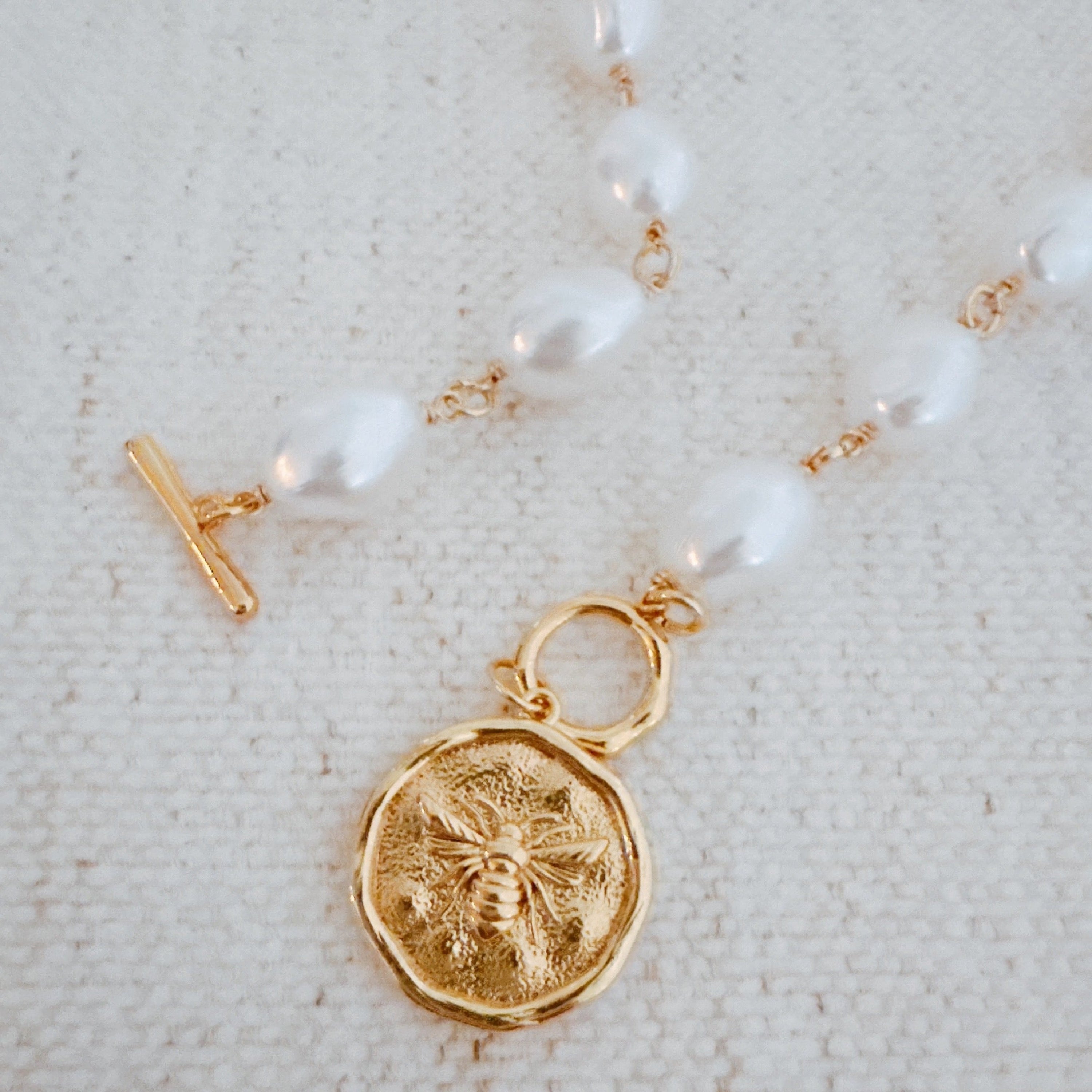 Golden Bee Baroque Necklace