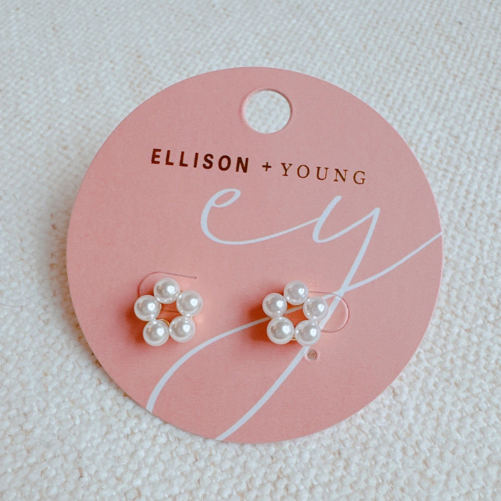 Pearl Flower Stud Earrings