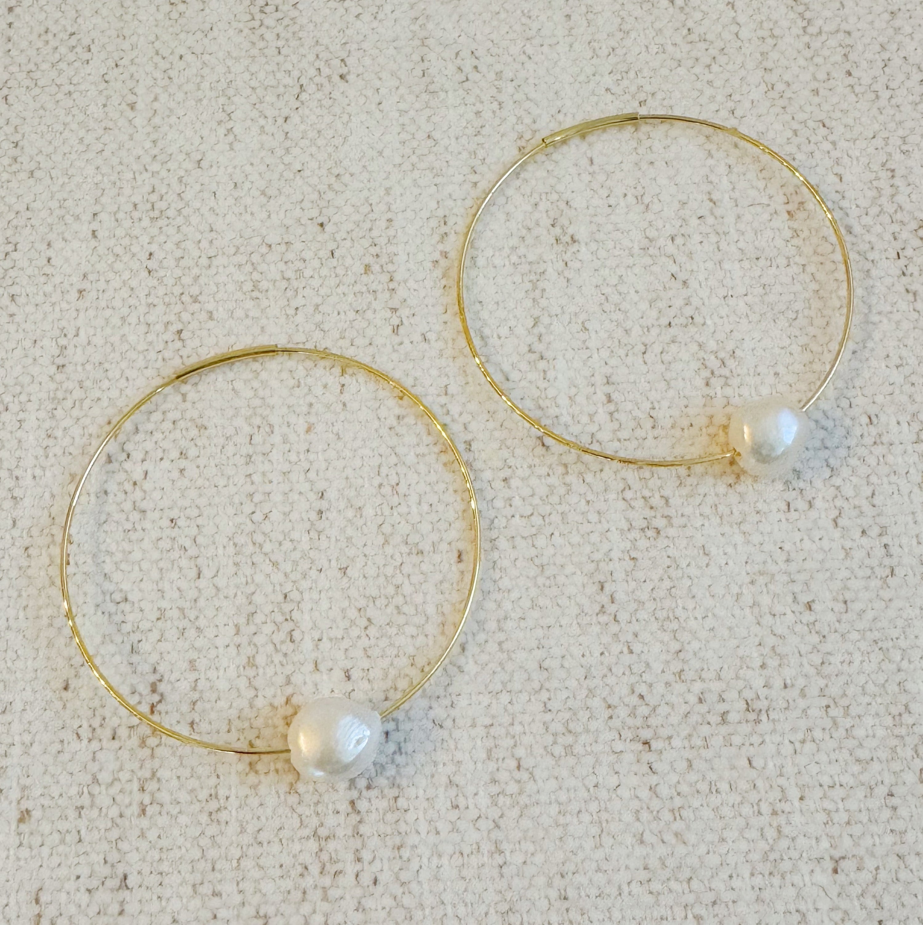 Solo Freshwater Pearl Hoop Earrings