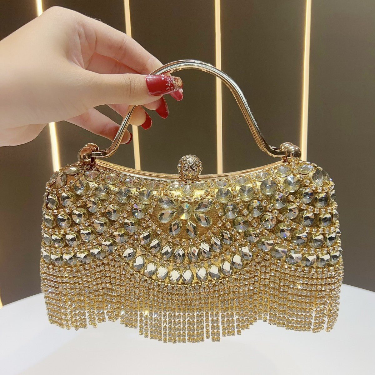 Crystal-Embellished Clutch Bag with Tassels – Versatile Evening Purse for Weddings & Galas (MAC276)